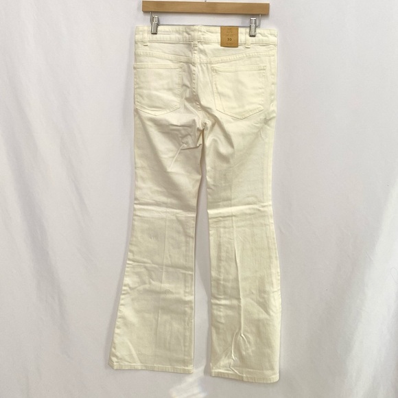 Club Monaco Jeans - Picture 4 of 6